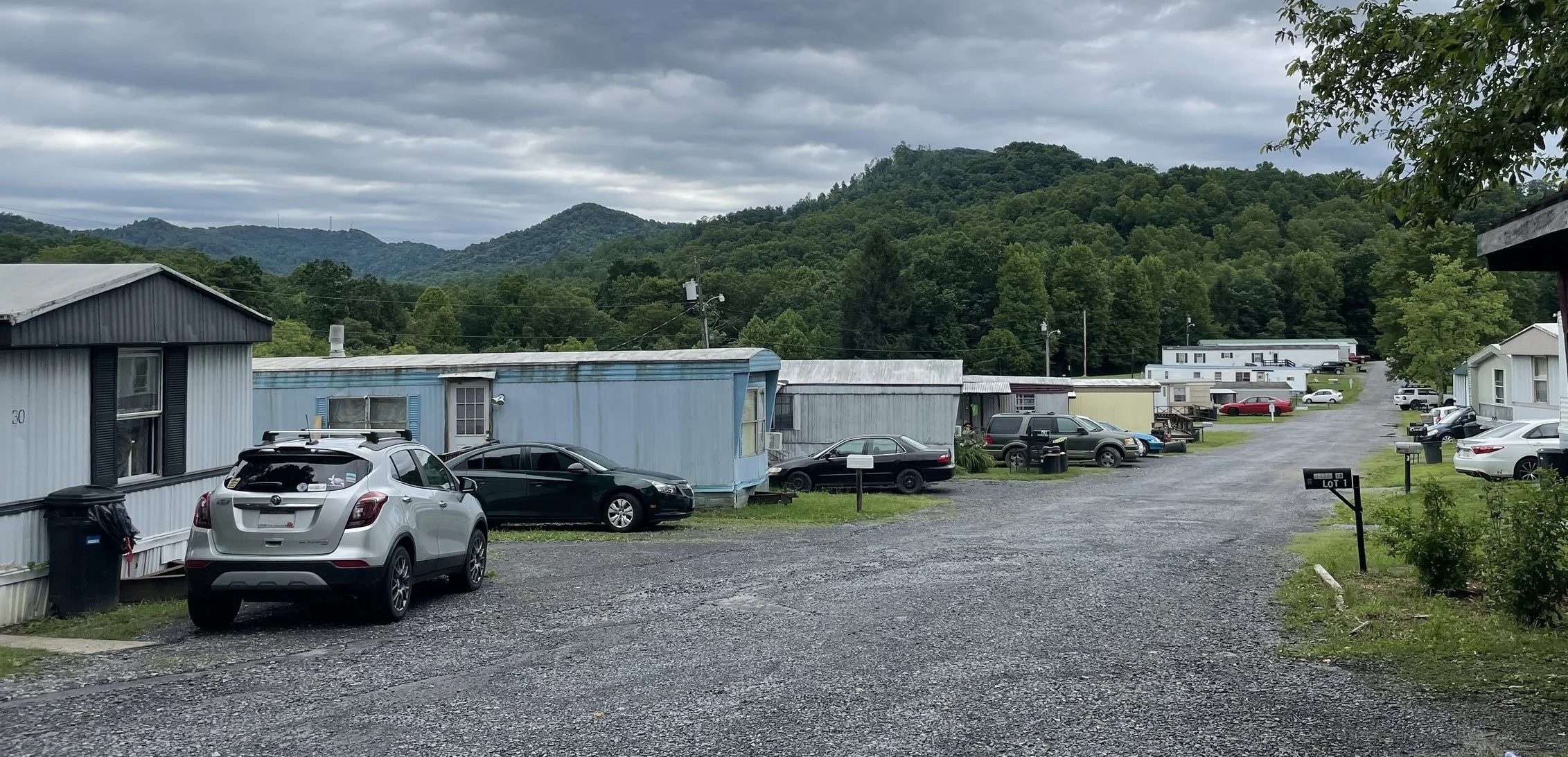 West Virginia Leads Nation in Households Reporting No Income, Data Shows